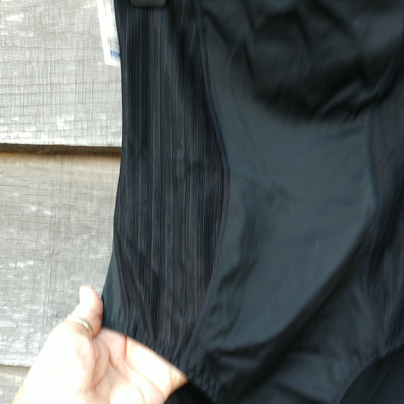 F.I.T Body Briefer Black Figure Improving Technology Large NWT.Style #17581H - Picture 5 of 9